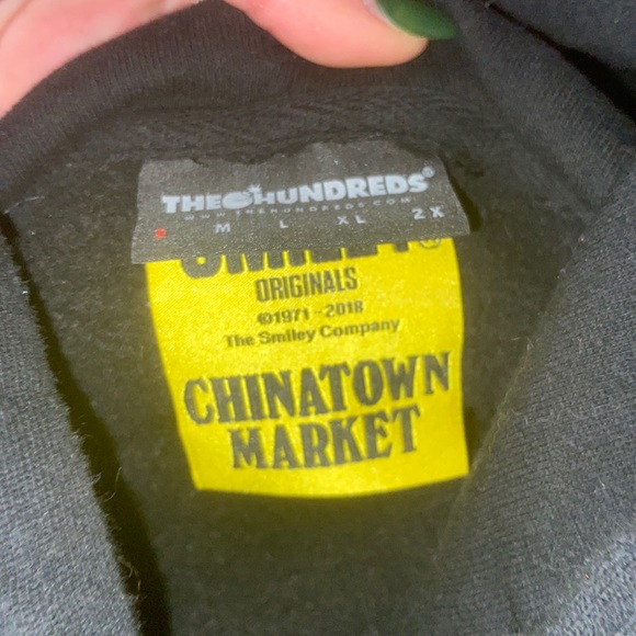 CHINATOWN MARKET x THE HUNDREDS Hoodie - Picture 3 of 4